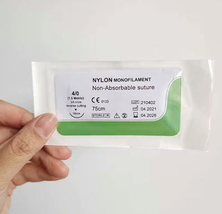 Nylon monofilament suture 4/0