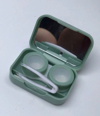 Contact Lense Case (4$ each) image 1